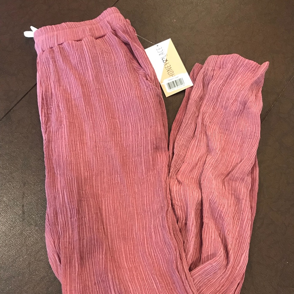 Piphany honey and lace joggers